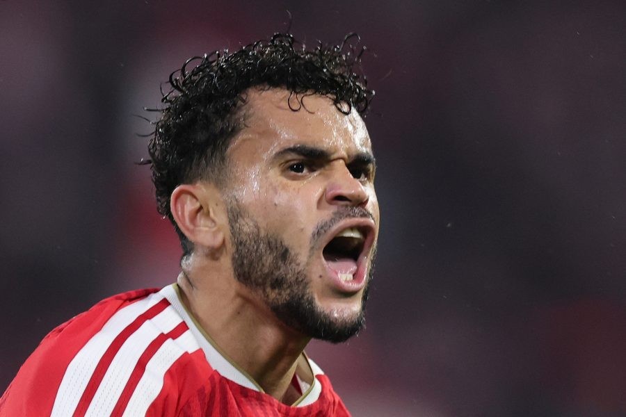 Diaz Hat-Trick Fires Bayern to Bundesliga Summit in 6-1 Rout